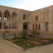 ۶۴۶c58f7-f697-495a-8bd5-ac65e6ec7ef9